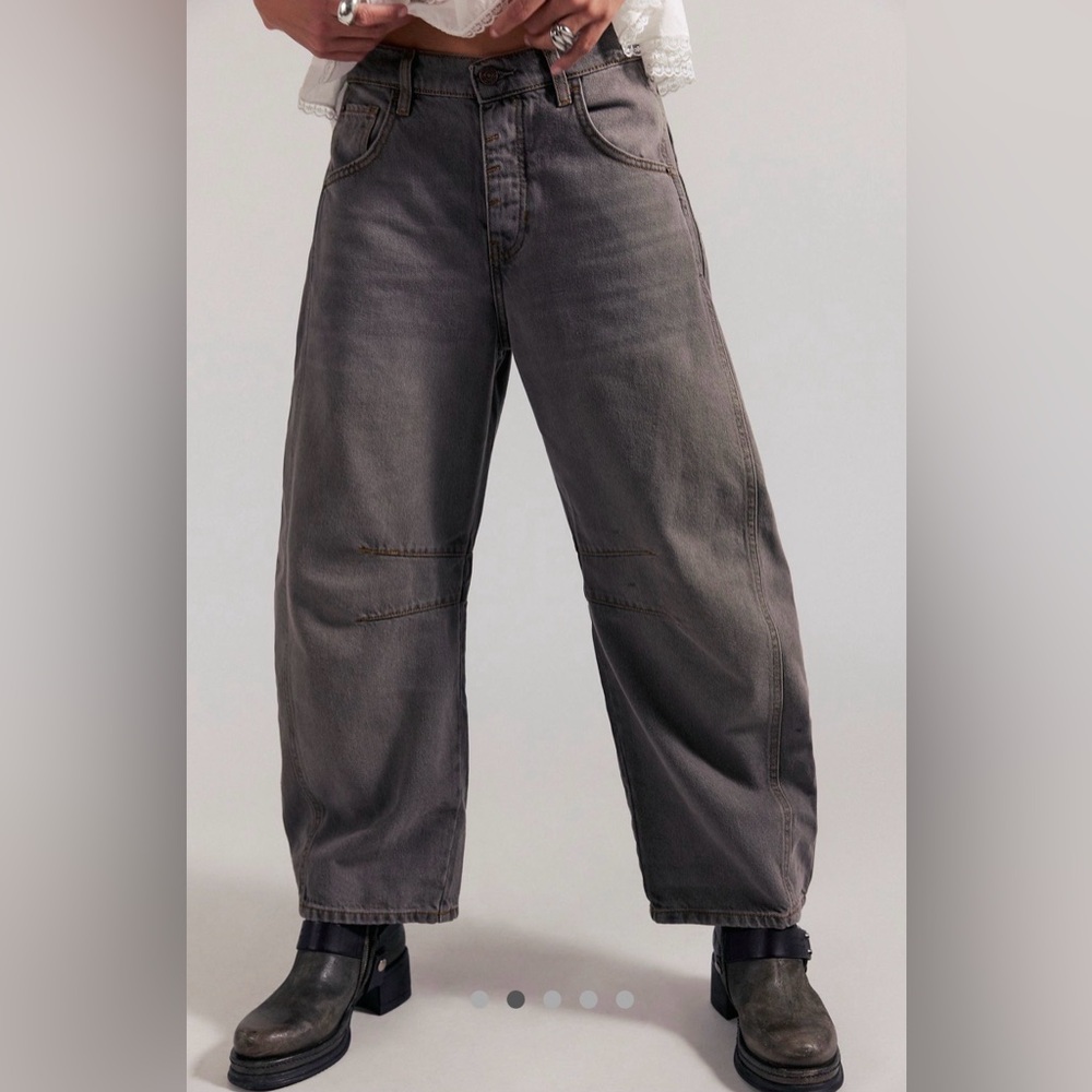 We The Free Good Luck horseshoe Jeans - Picture 2 of 6